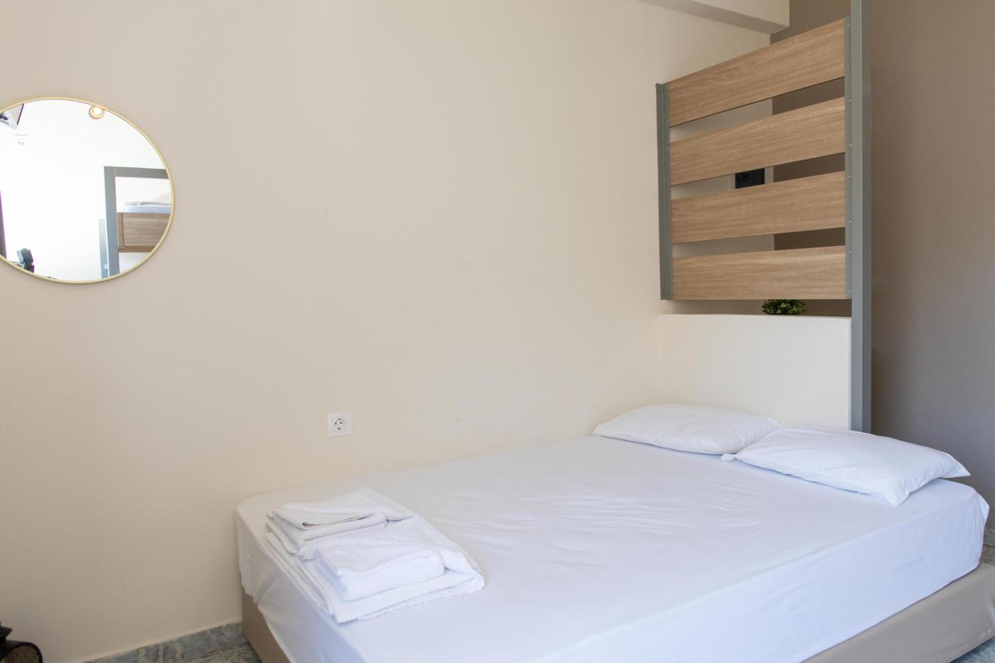 Tota Marinou Hotel Agioi Apostoloi  Ngoại thất bức ảnh