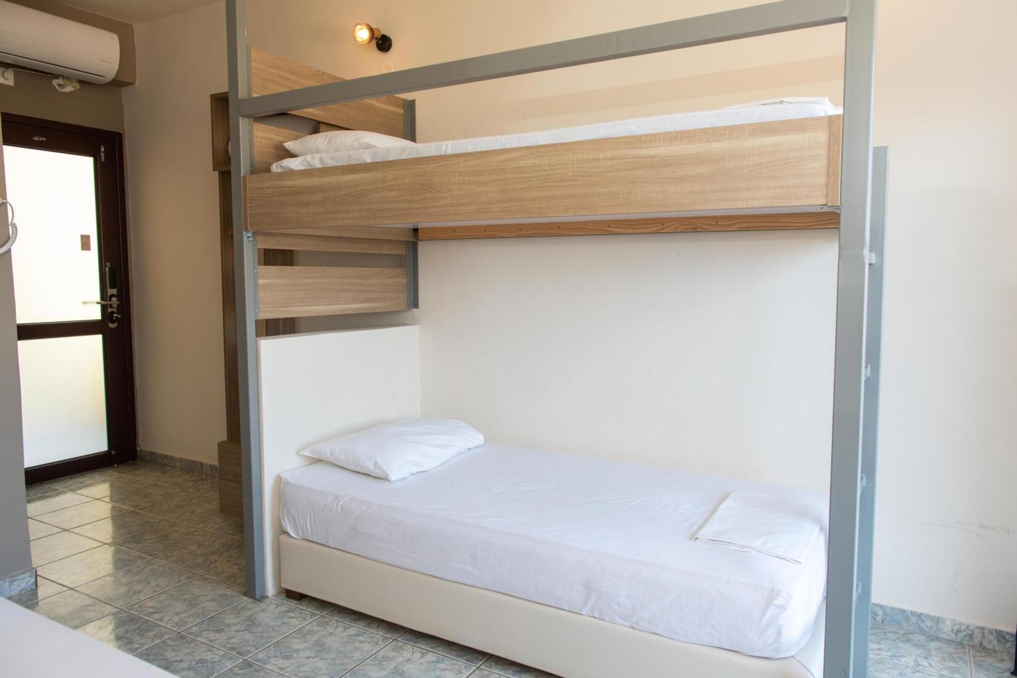 Tota Marinou Hotel Agioi Apostoloi  Ngoại thất bức ảnh